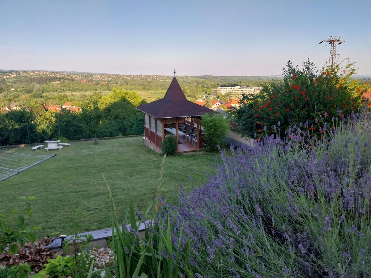Manor Villa Heviz Exterior photo